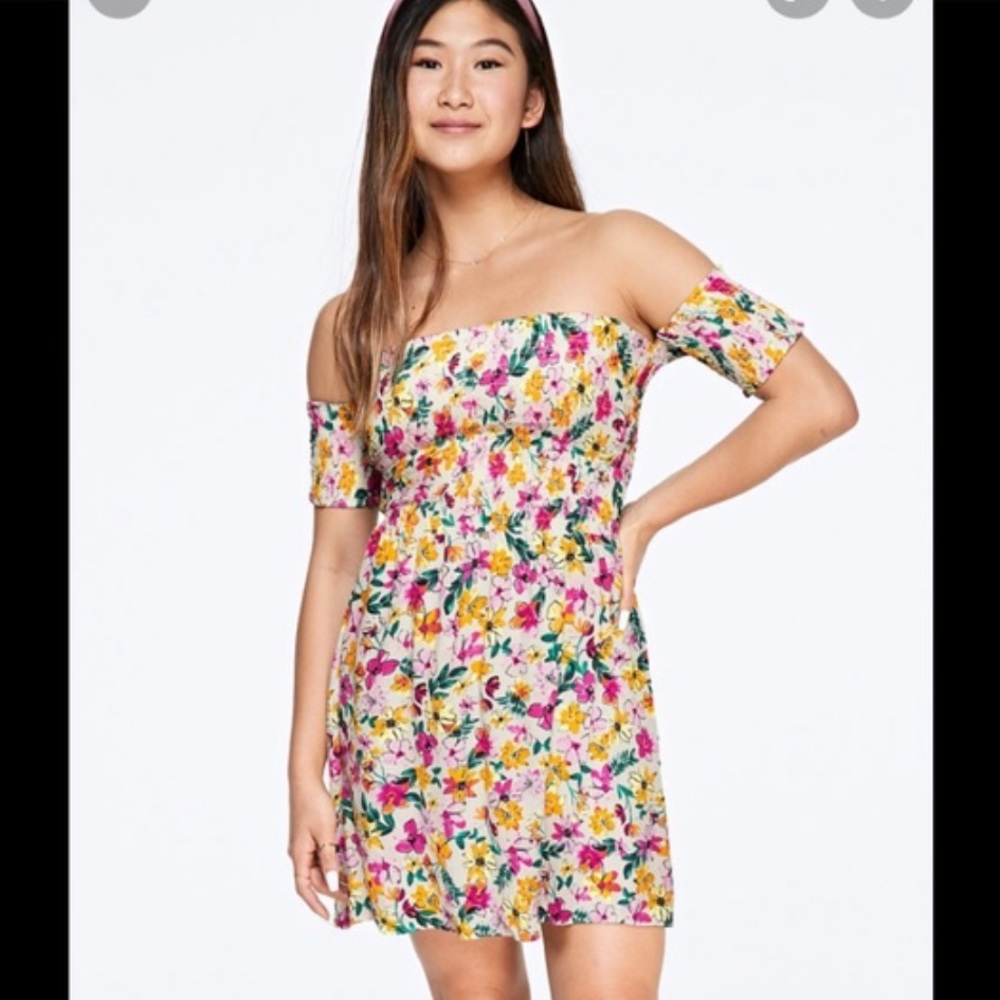 PINK by Victoria Secret smoked flower dress
